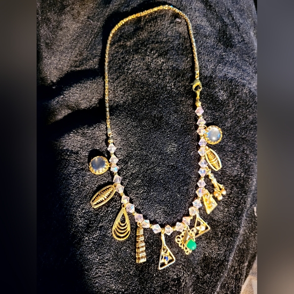 Gold side closure Charm Necklace  with Pink crystals - Picture 1 of 4